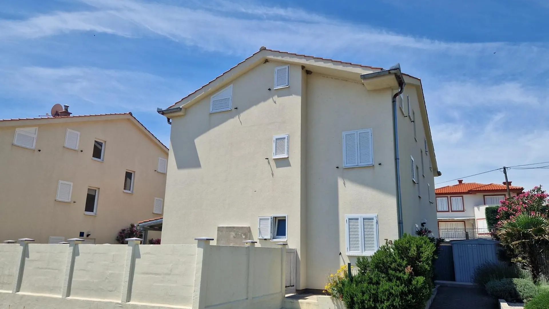 Apartments With A Parking Space Baska, Krk - 19206 Croatia