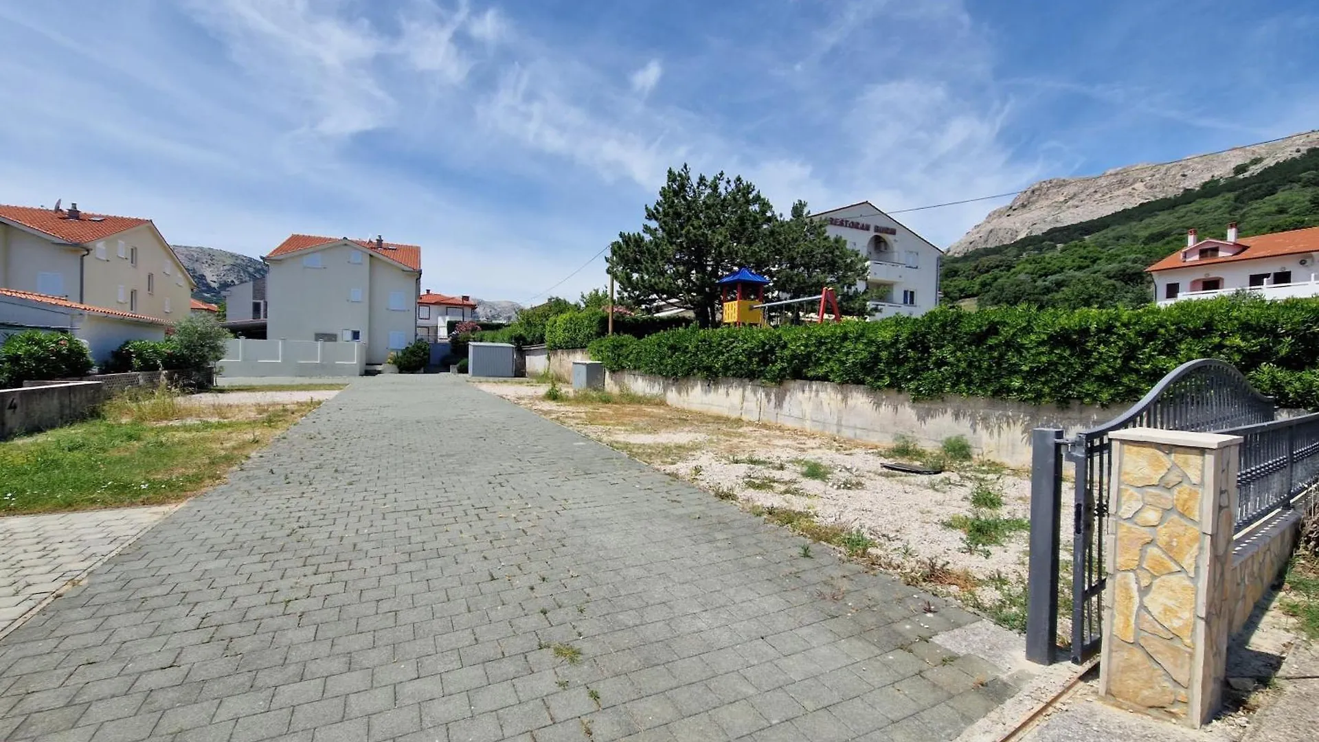 Apartments With A Parking Space Baska, Krk - 19206